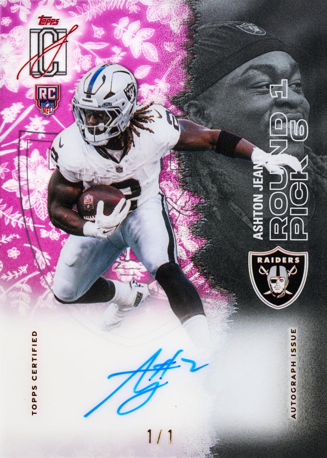 2025 Topps Signature Class Football Hobby Box - 8 Packs/Box